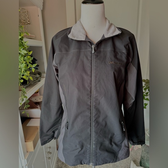 Patagonia Jackets & Blazers - Patagonia Women’s Softshell Jacket Full Zip Black Gray Outdoor